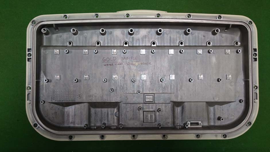 FCC ID QWP-50450M External-Photos