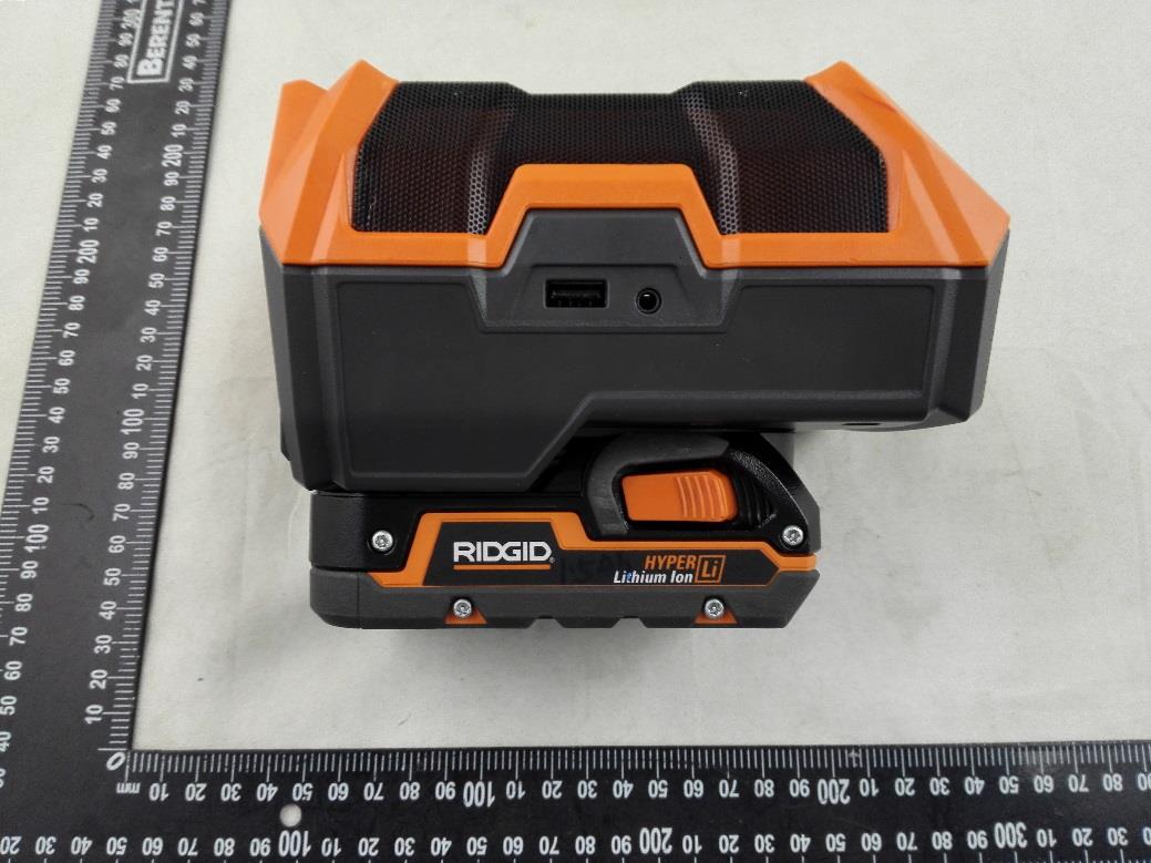 FCC ID VMZR84086 External-Photos