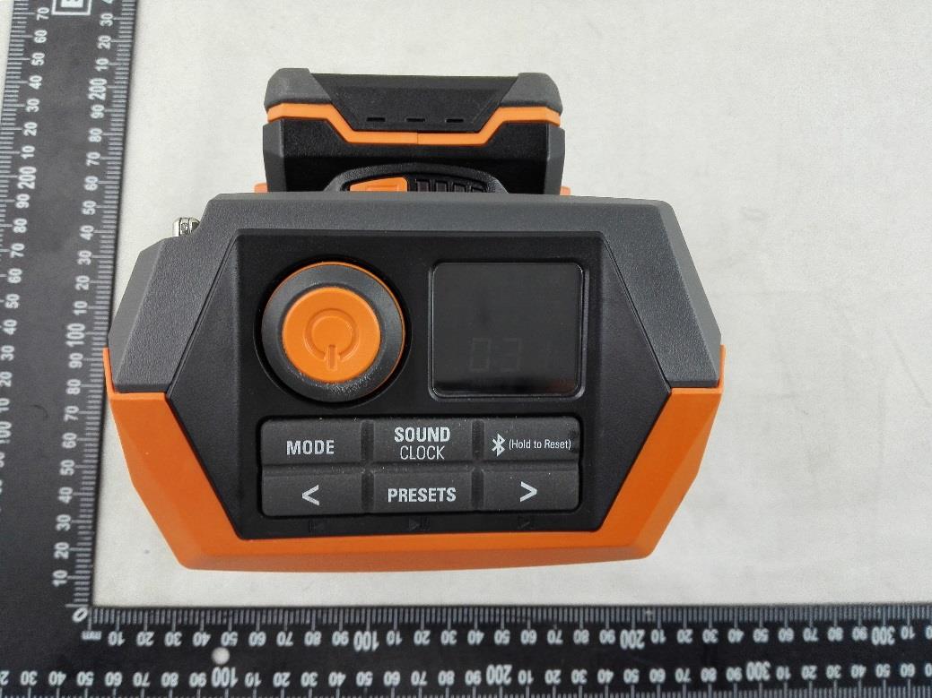 FCC ID VMZR84086 External-Photos